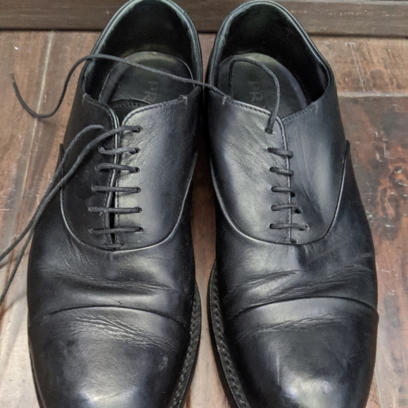 Prada size 9 - Picture 1 of 6